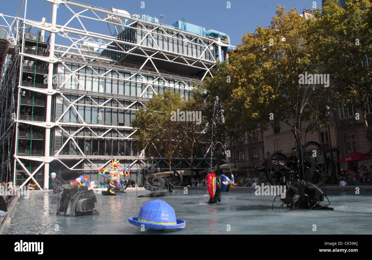 Fontana Stravinsky, accanto al Centro Georges Pompidou IRCAM Music Center, Parigi, Francia Foto Stock