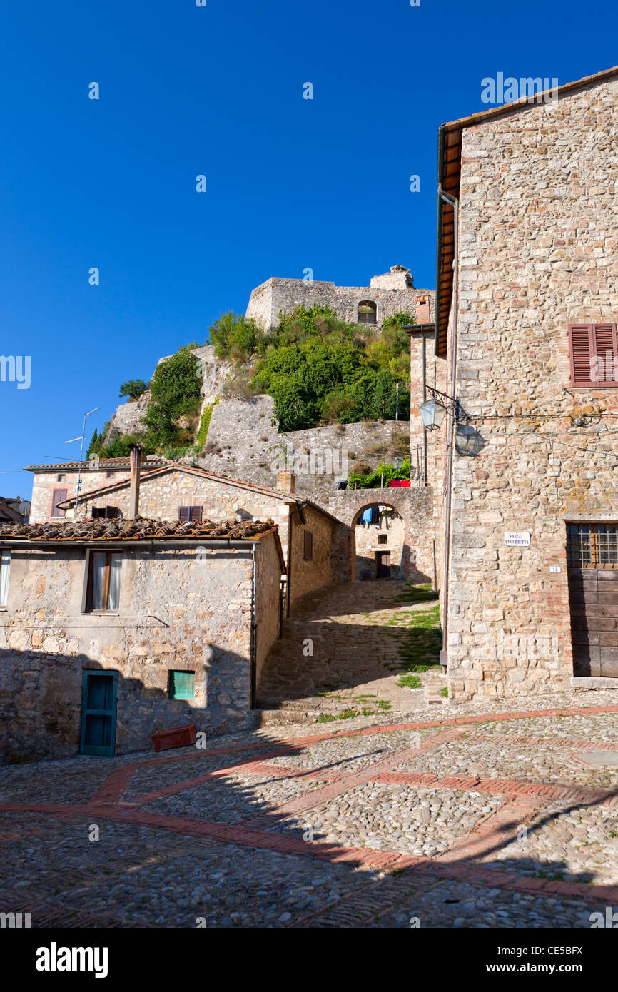 Il centro della cittadina di Castiglione d'Orcia, Val d'Orcia, in provincia di Siena, Toscana, Italia, Europa Foto Stock