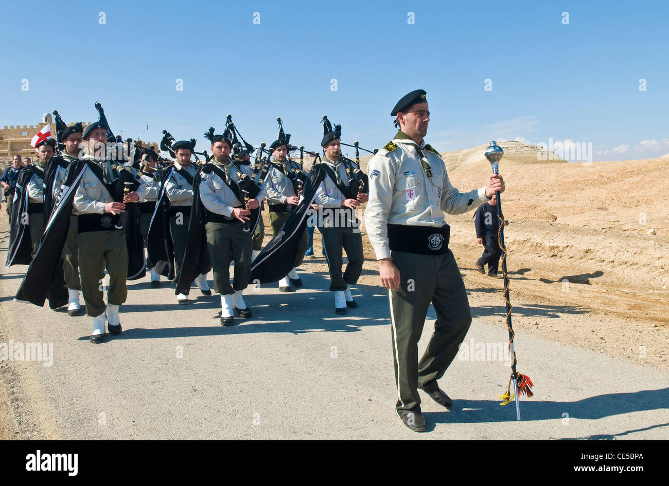 Palestinese cristiano band partecipa nel battezzare rituale durante l'Epifania a Qaser el yahud , Israele nel gennaio 18 20 Foto Stock