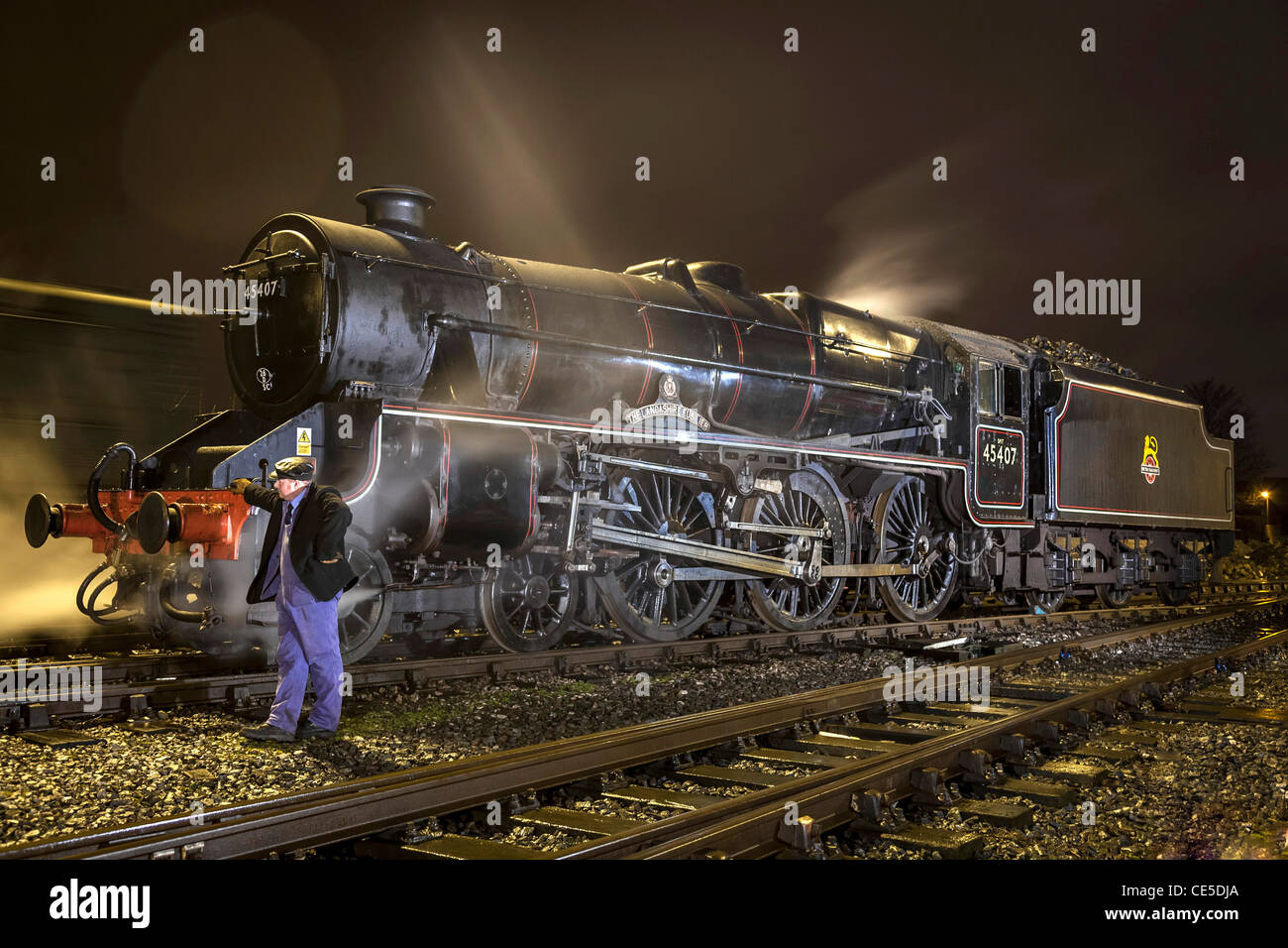 Il Lancashire Fusilier Stanier Black 5 n. 45407 raffigurato all'East Lancashire Railway. Foto Stock