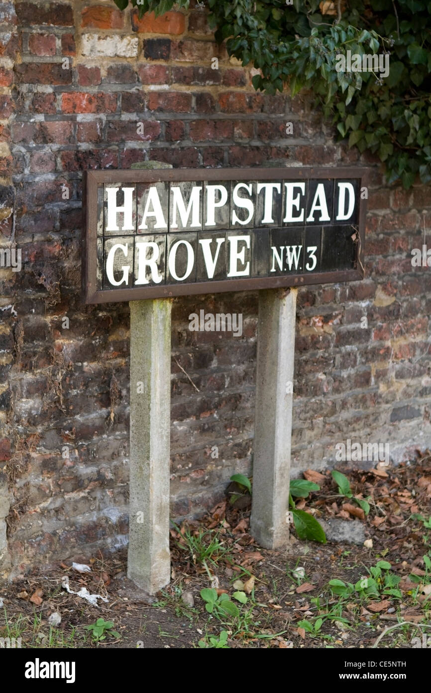 Segno per Hampstead Grove nel nord di Londra Foto Stock
