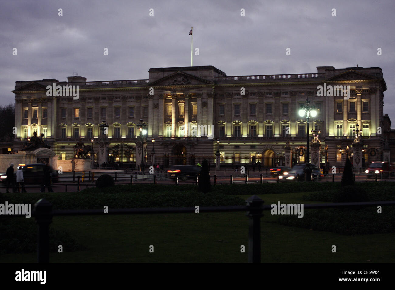 Buckingham Palace di notte Foto Stock