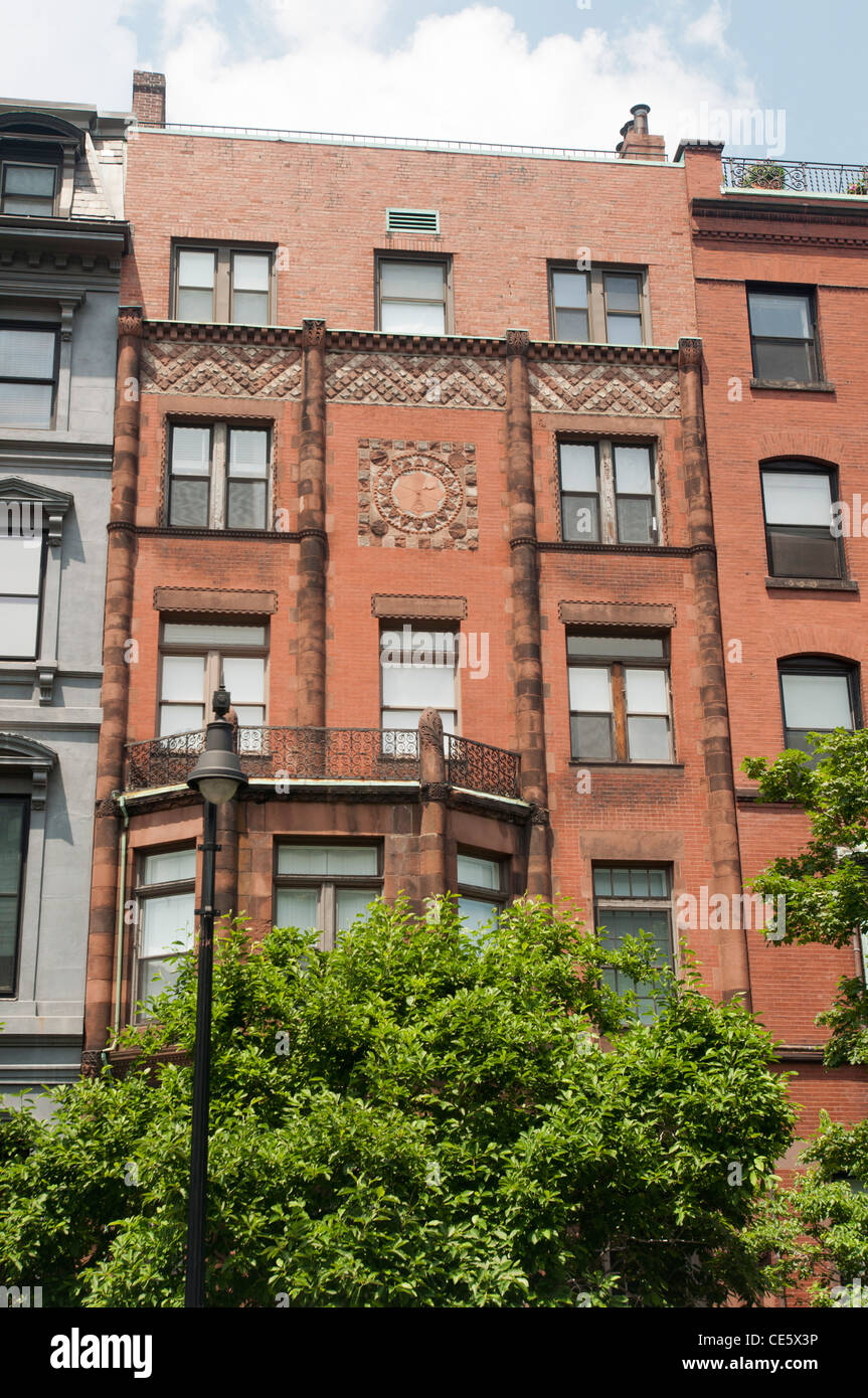 Mattone rosso apartment house su 164 Beacon Street, Boston, Massachusetts, Stati Uniti, STATI UNITI D'AMERICA Foto Stock