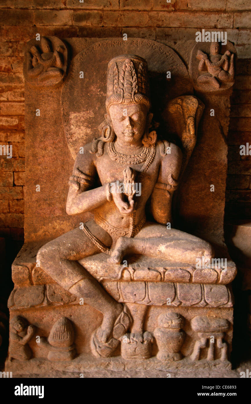Padmapani Bodhisattva ; Udayagiri stupa ; Grotte di Udayagiri ; Orissa ; Odisha ; India ; Asia Foto Stock