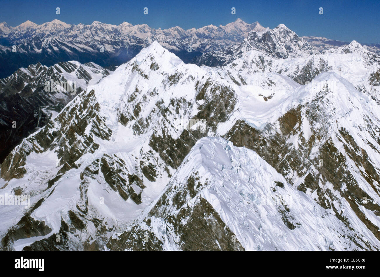 Monte Everest ; antenna della catena montuosa dell'Himalaya innevata del  Monte Everest ; Kathmandu ; Nepal ; Asia Foto stock - Alamy