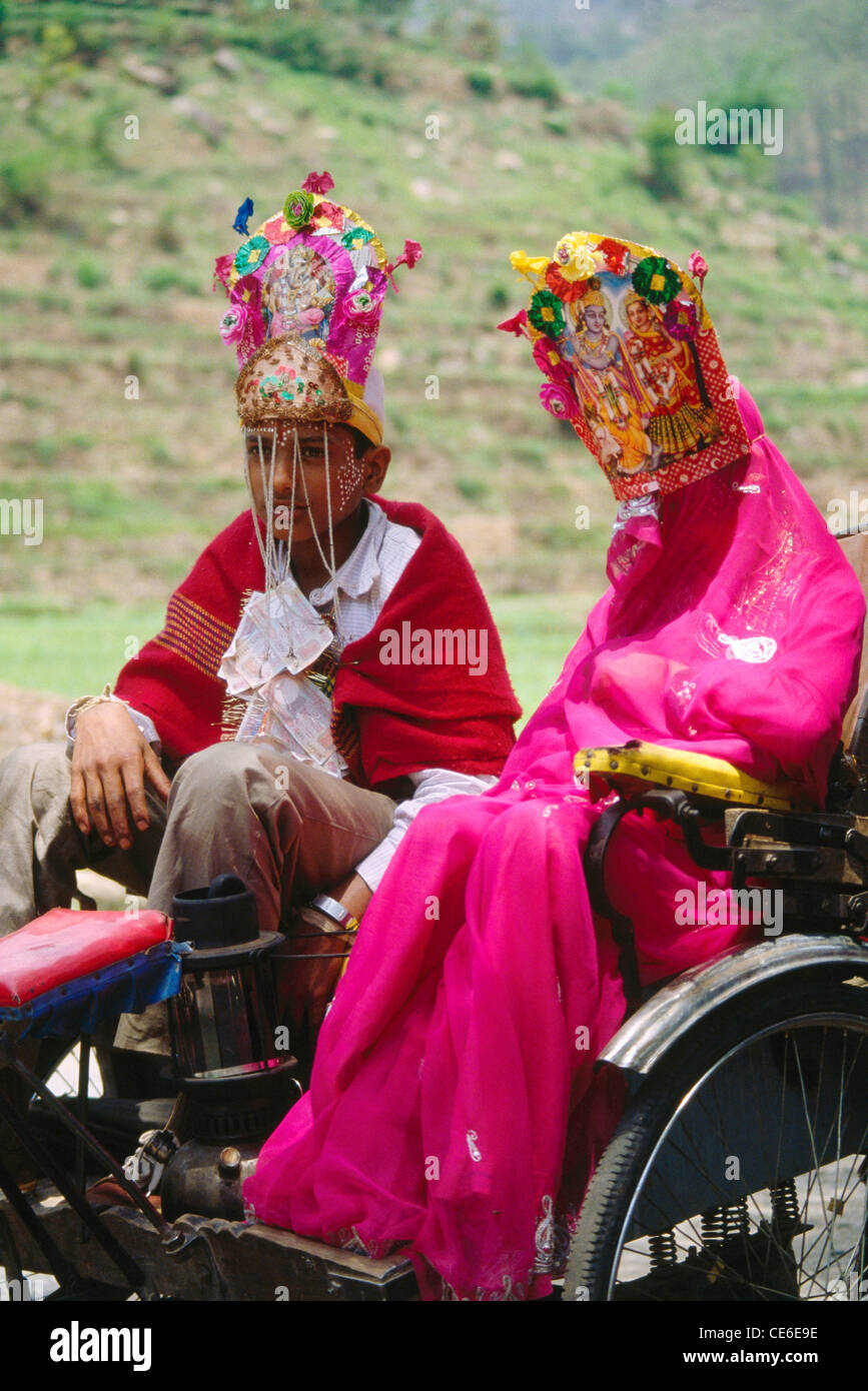 Bambino sposa e lo sposo India Foto Stock