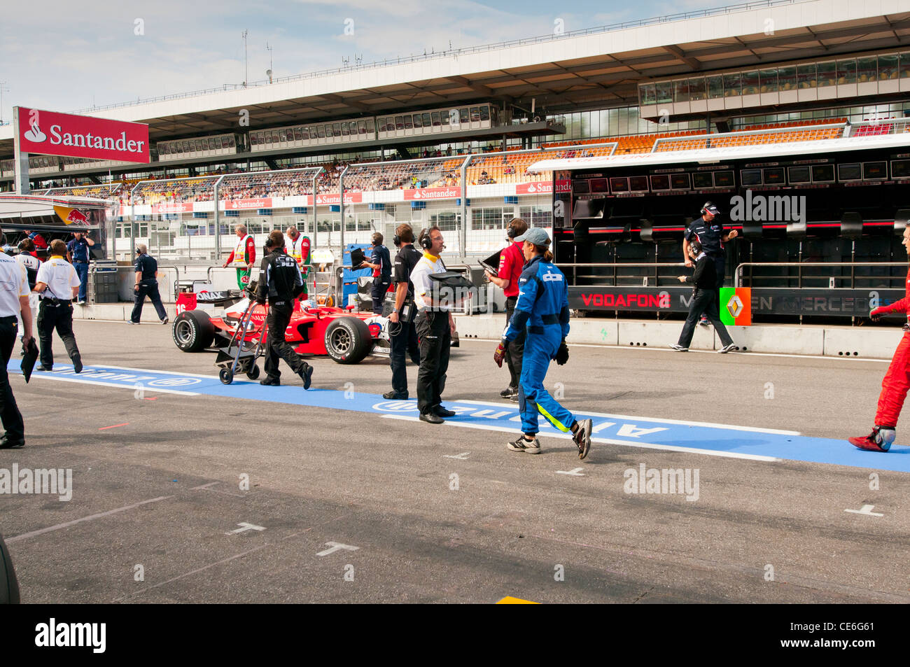 Pit Lane,Formula 2 di Formula Uno, circuito di Hockenheim, in Germania, in Europa Foto Stock