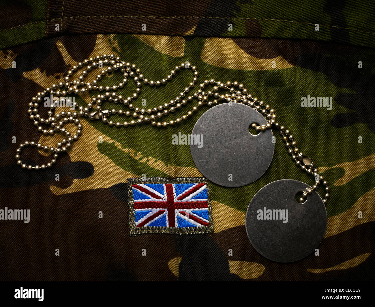 British dog tag sul combattimento95 Camicie bandiera britannica Foto Stock