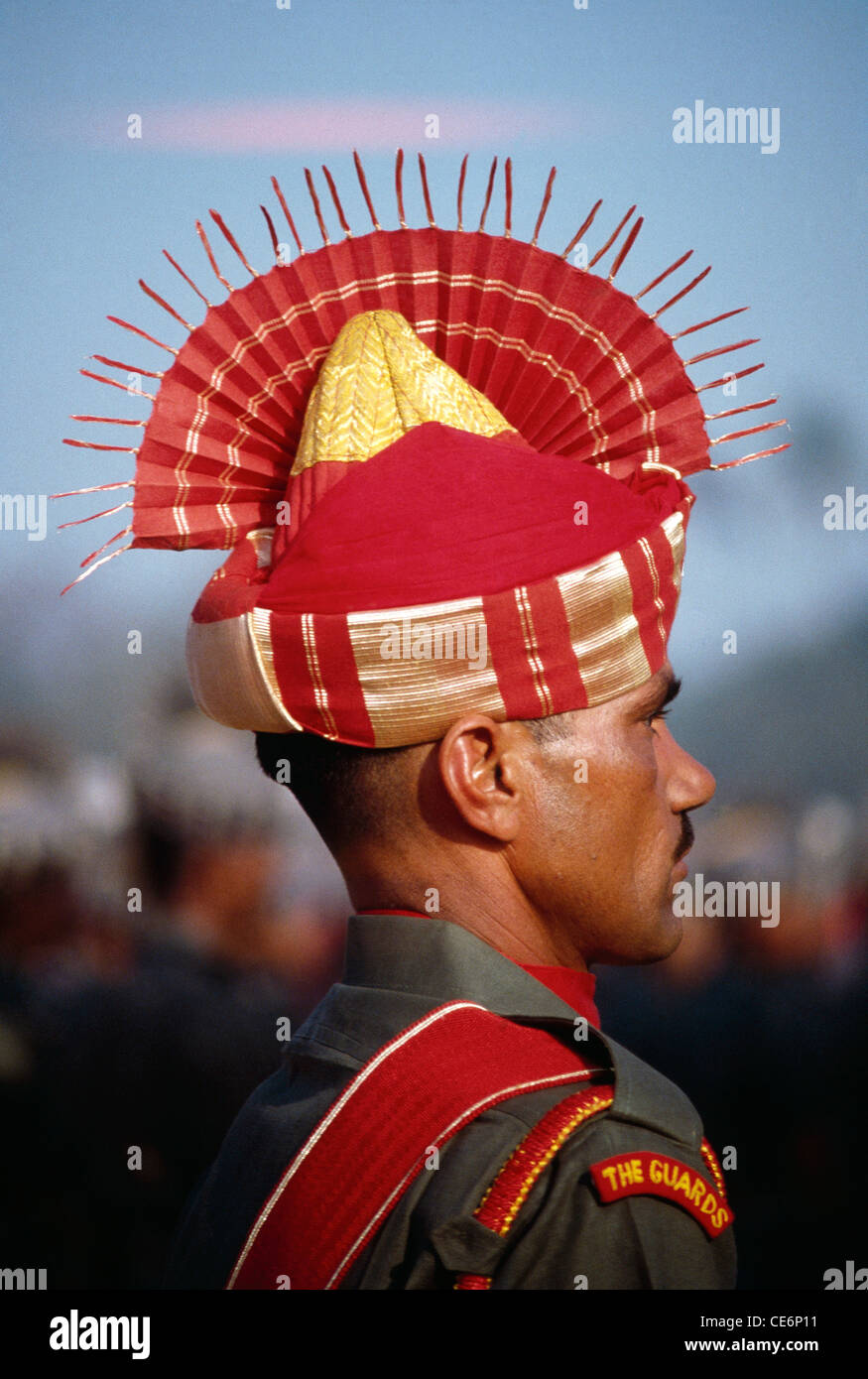 Polizia indiana della guardia domestica in turbante rosse ; bombay ; mumbai ; Maharashtra ; india ; asia Foto Stock
