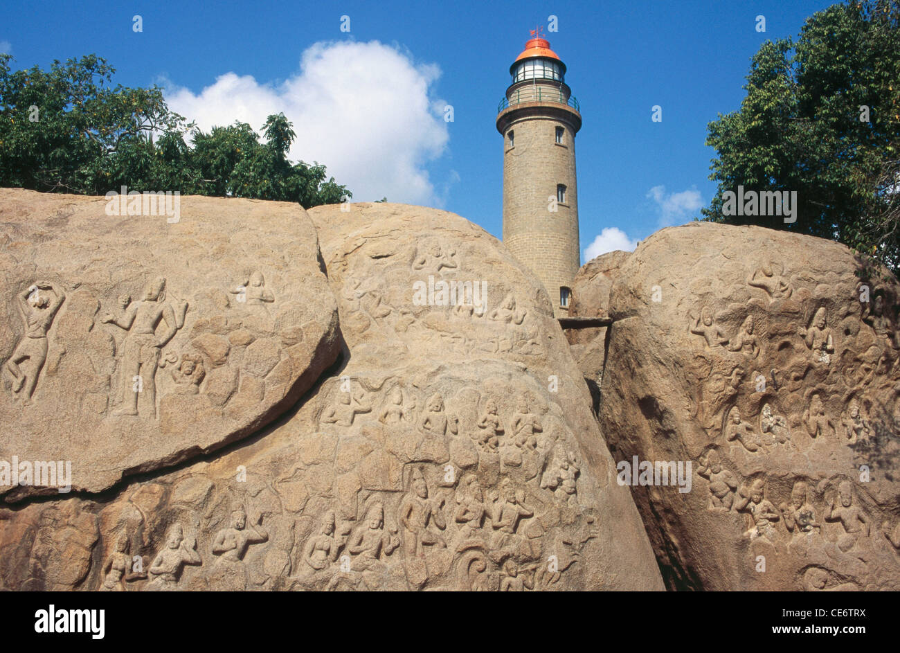 NMK 85914 : incompiuta bassorilievi e light house 1900s mamallapuram tamilnadu india Foto Stock
