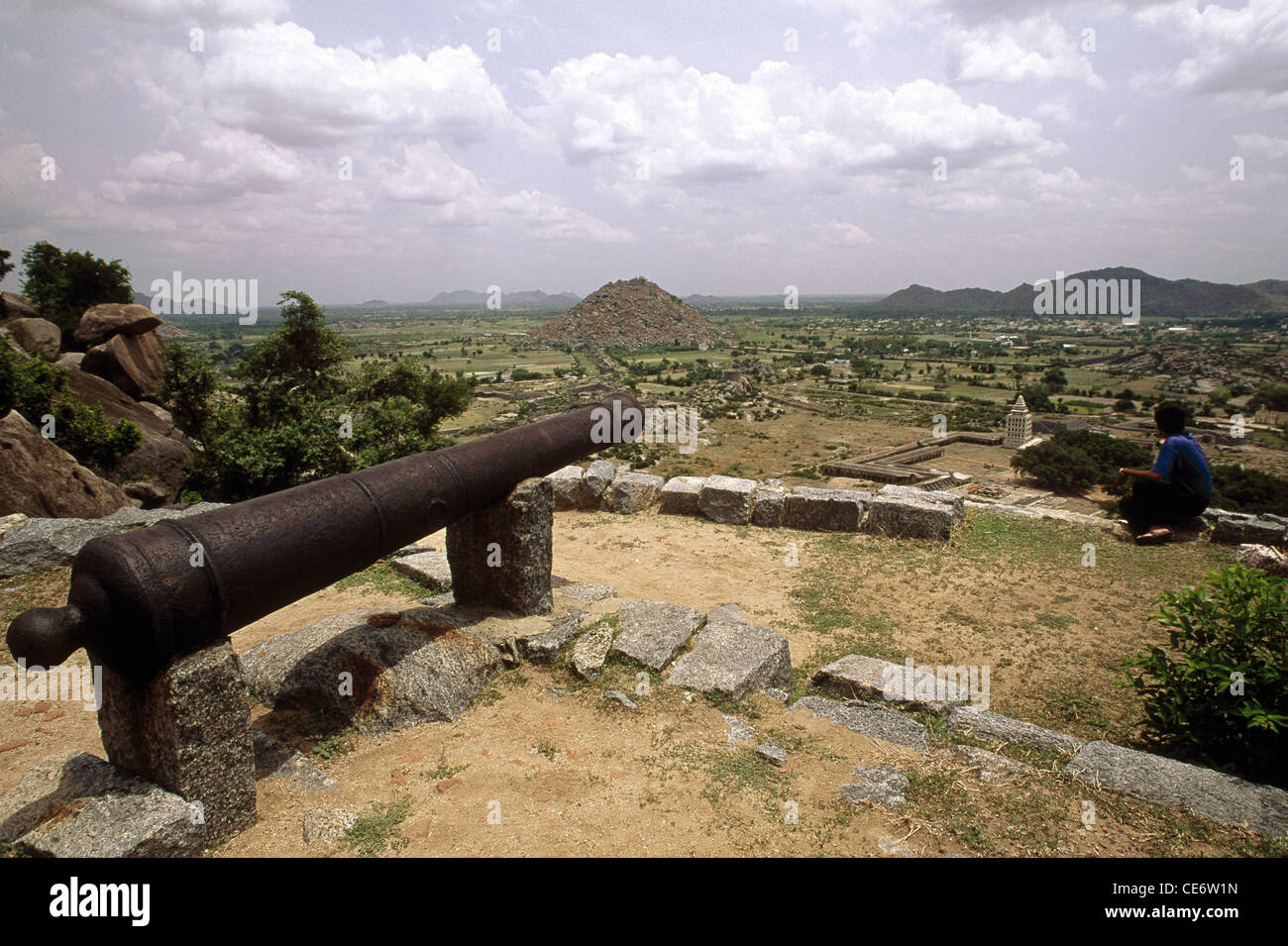 Cannone ; Forte Genji ; Forte Gingee ; Forte Senji ; Distretto di Villupuuram ; tamil nadu ; india ; asia Foto Stock