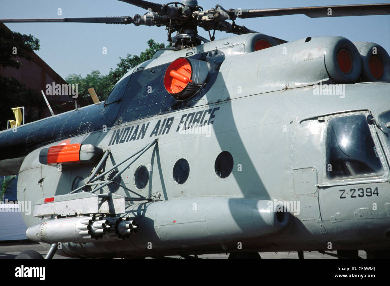 HMA 85396 : IAF forza aerea indiana MJ8 elicottero aeroporto sahar air show bombay Mumbai India Maharashtra Foto Stock