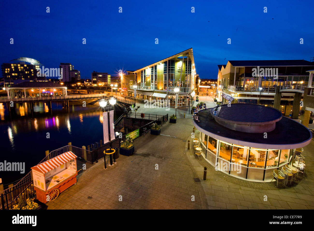 Il Mermaid Quay in Cardiff Bay. Foto Stock