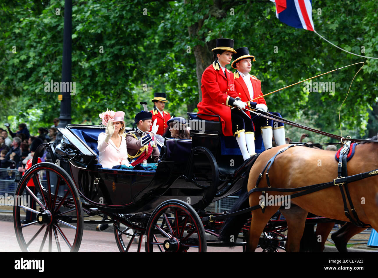 Sophie (Contessa di Wessex), Prince Edward (Earl del Wessex) e la principessa Eugenie durante Trooping il colore, Londra, Inghilterra Foto Stock