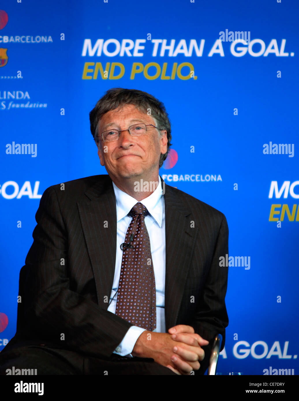 Bill Gates in occasione di una conferenza stampa annunciando Bill e Melinda Gates Foundation e FC Barcelona sforzo per aiutare a sradicare la poliomielite. Foto Stock