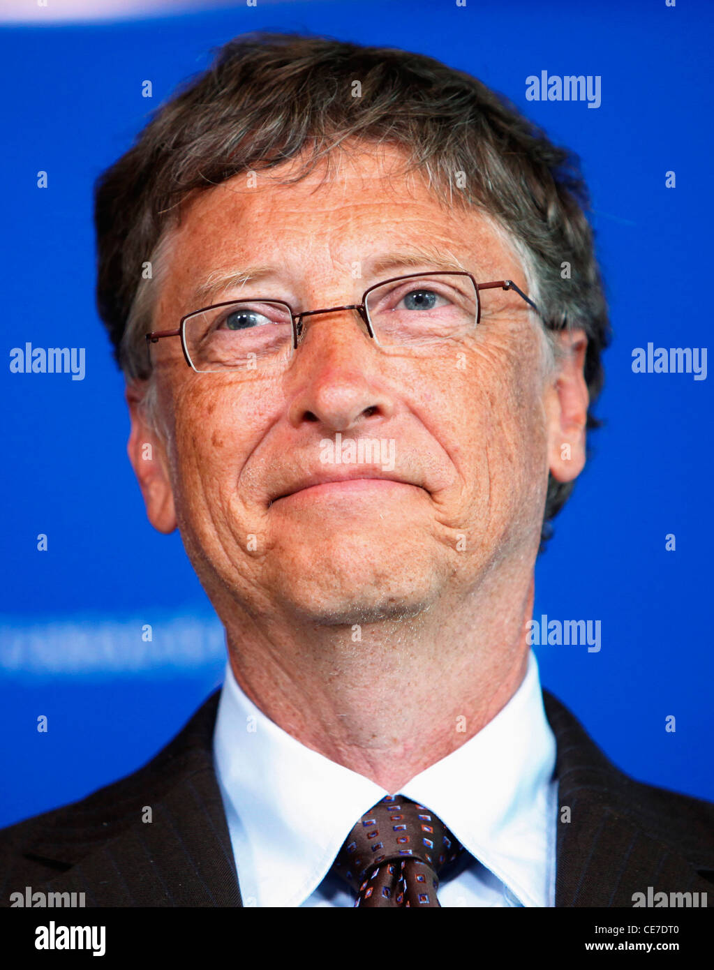 Bill Gates in occasione di una conferenza stampa annunciando Bill e Melinda Gates Foundation e FC Barcelona sforzo per aiutare a sradicare la poliomielite. Foto Stock