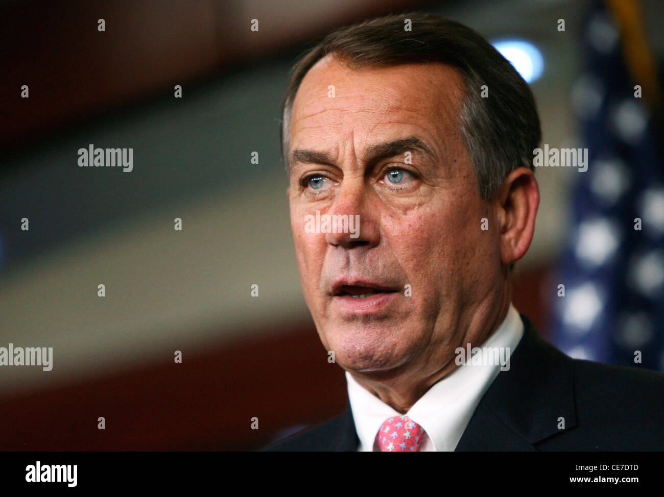 Casa leader repubblicano John Boehner in occasione di una conferenza stampa presso il Campidoglio US sul soffitto del debito legislazione su 8/1/11. Foto Stock