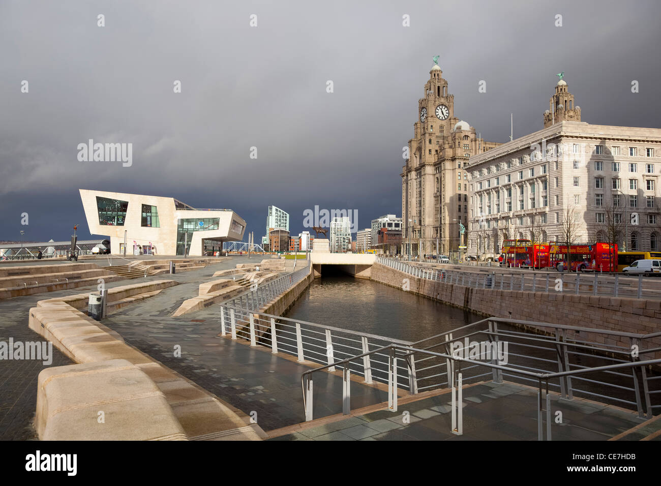Liverpool pierhead waterfront. Foto Stock