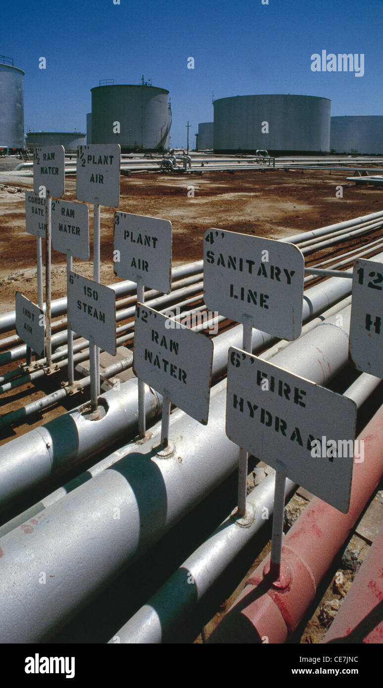 La più grande raffineria di petrolio nel mondo, situato a Ras Tanura, sulla costa orientale dell'Arabia Saudita. Foto Stock