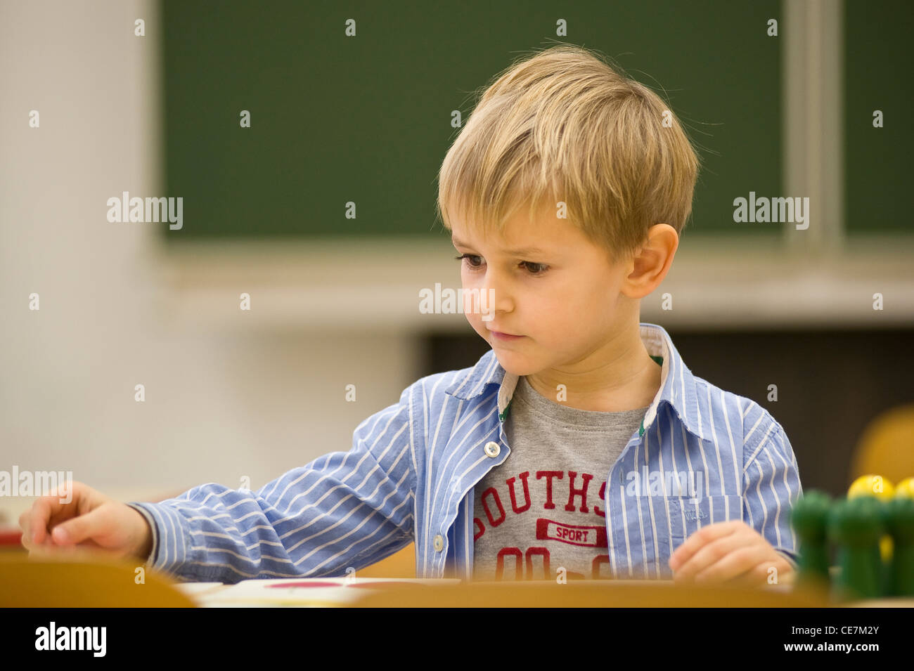 Presso la scuola primaria Foto Stock