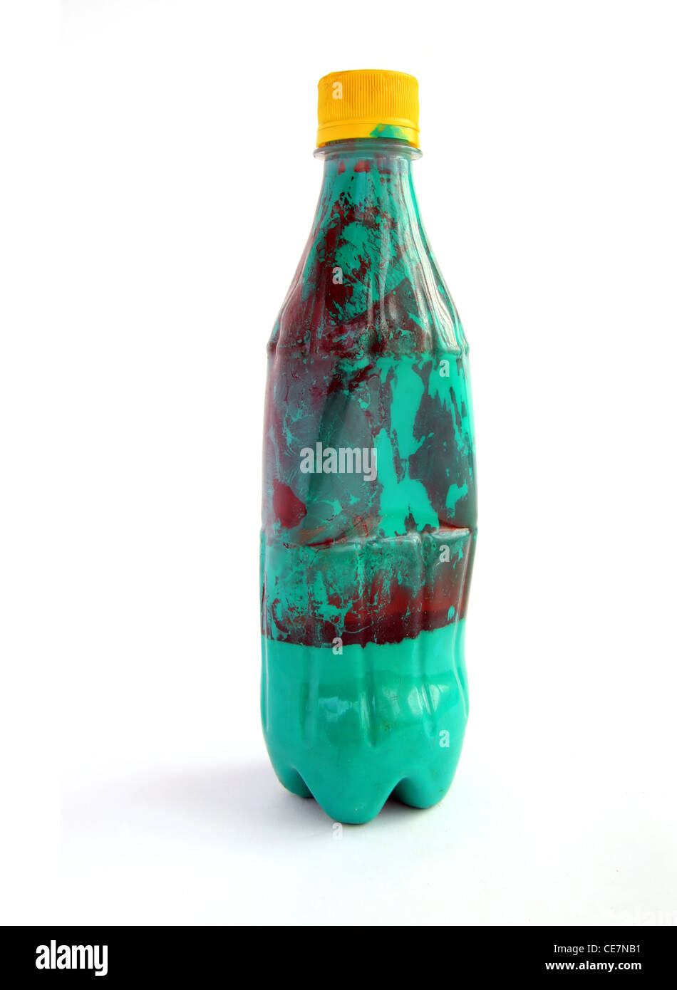 Invecchiamento della bottiglia di plastica con vernice Foto Stock