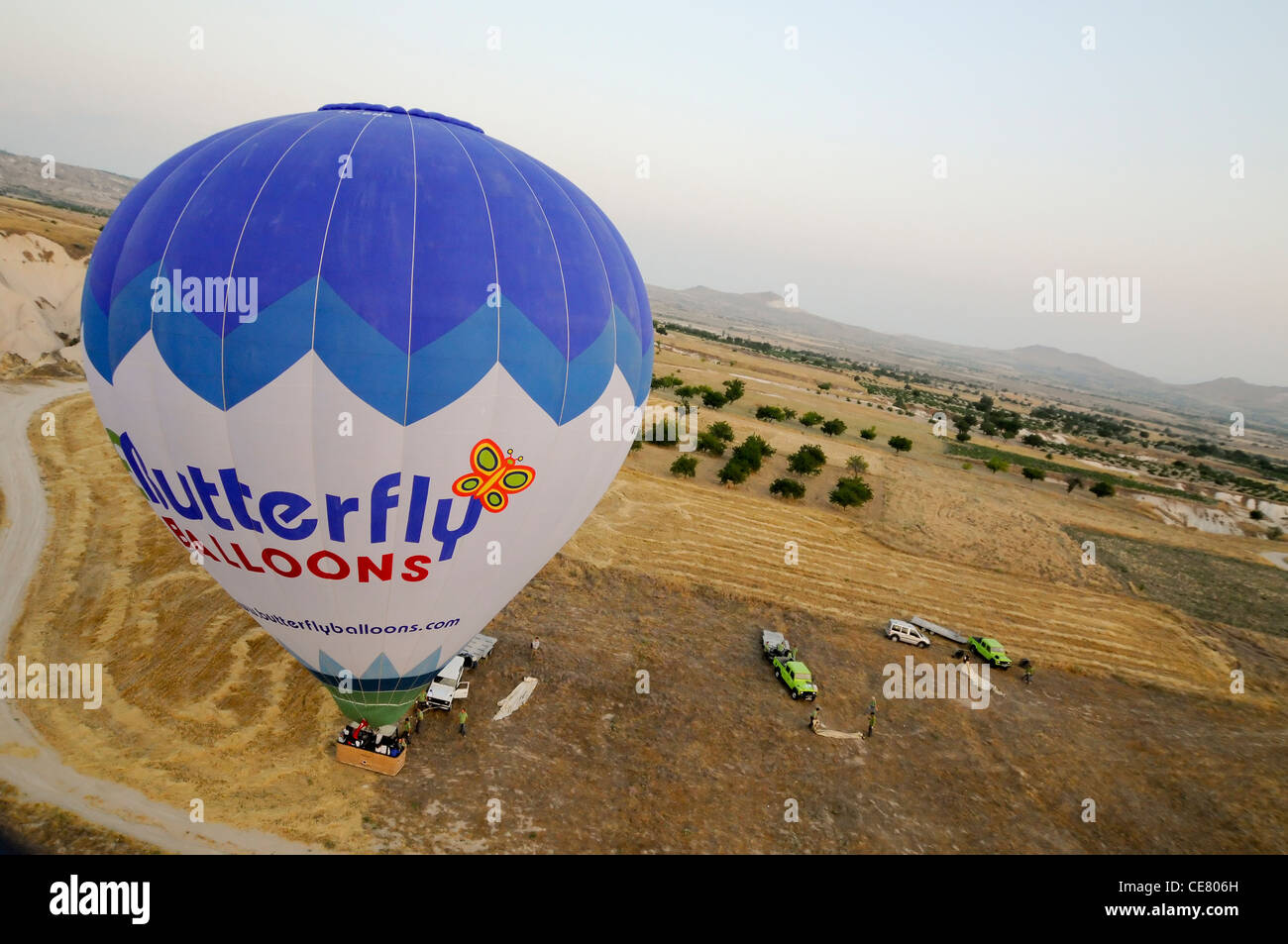 Volo in pallone aerostatico. Cappadocia, Turchia Foto Stock