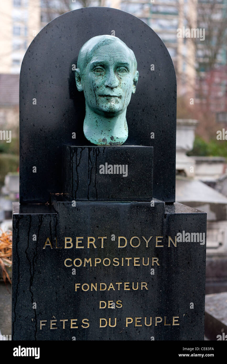 Tomba del compositore francese Albert Doyen, cimitero di Pantin, a nord-est della periferia di Parigi, Francia Foto Stock