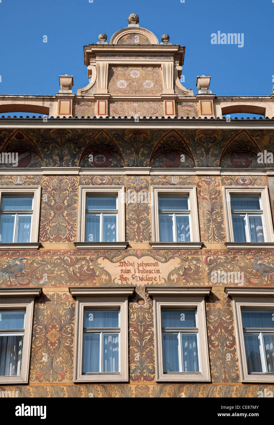 Praga - facciata di old town house Foto Stock