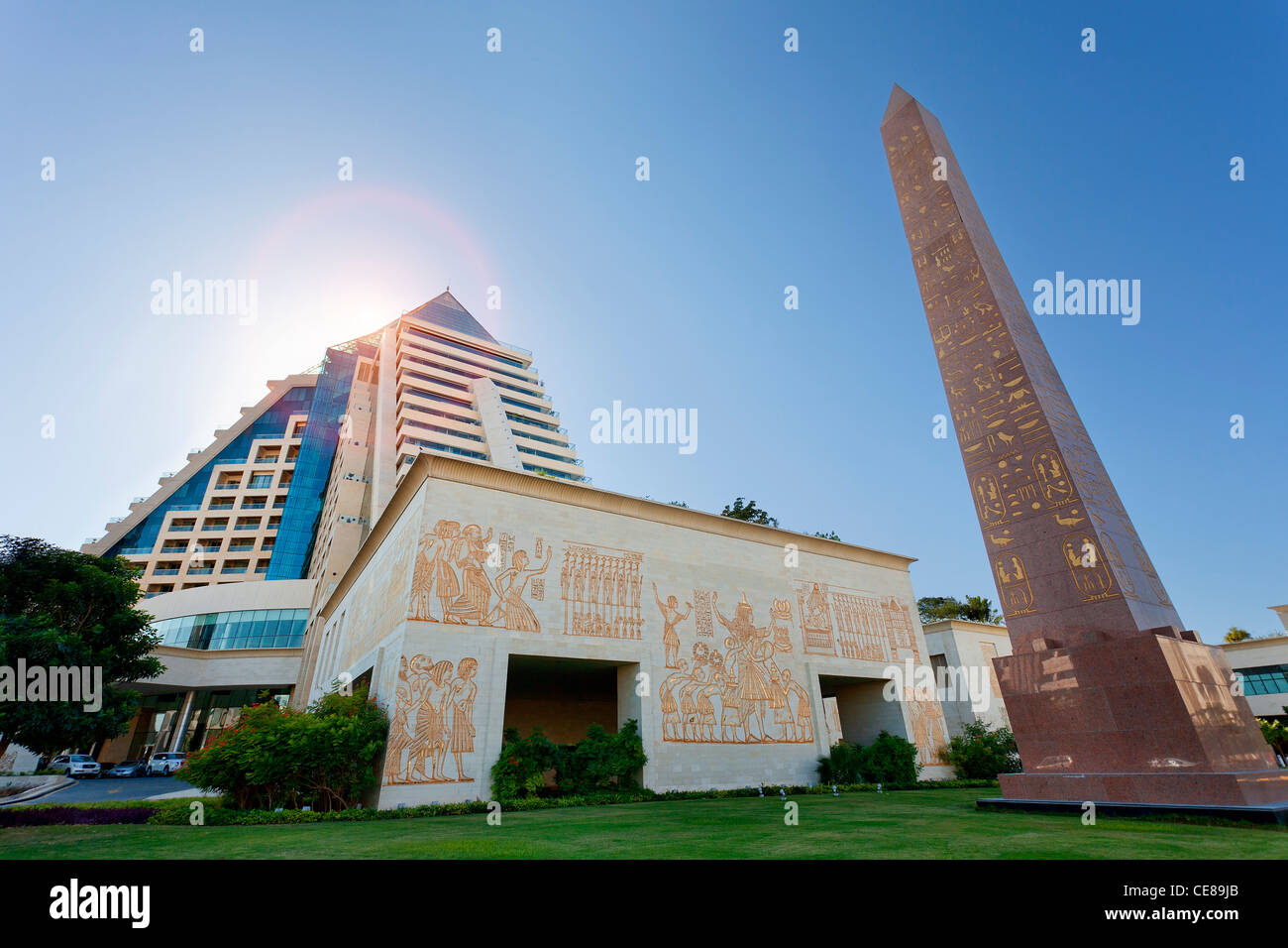 Dubai, Wafi City e il Raffles Hotel Foto Stock