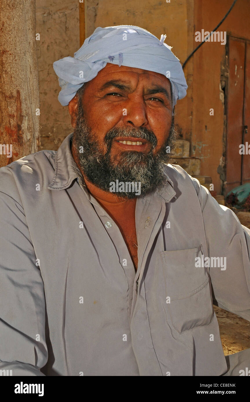 Il Nord Africa, Egitto, Oasi di Siwa, Shali, uomo locale Foto Stock