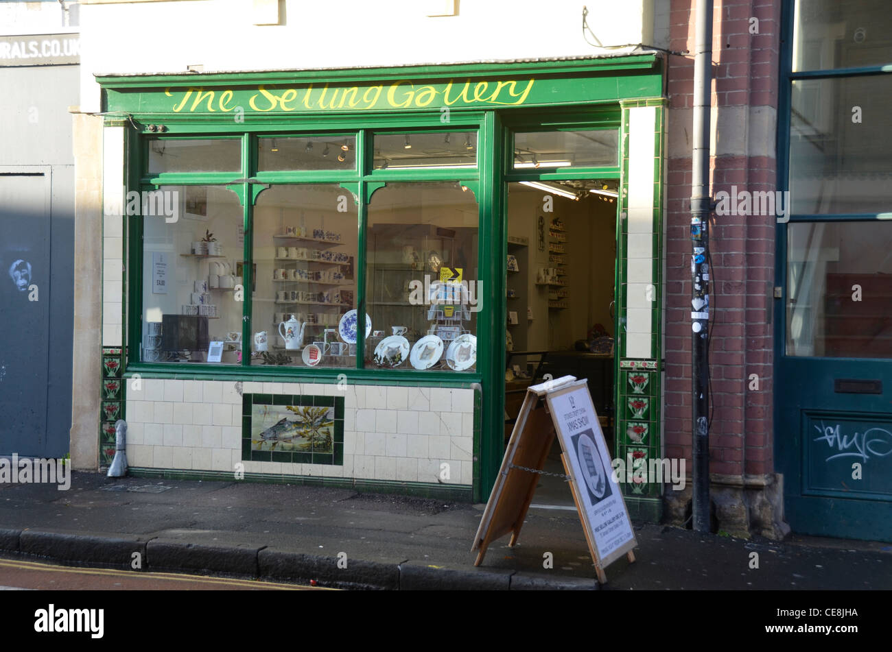 La Galleria di vendita, Stokes Croft, Bristol, Inghilterra, Regno Unito Foto Stock