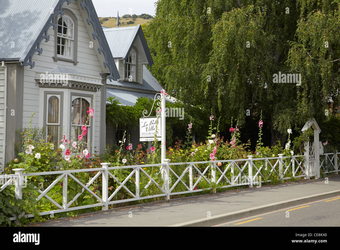 La Belle Villa bed and breakfast Centro storico cottage, Akaroa, Penisola di Banks, Canterbury, Isola del Sud, Nuova Zelanda Foto Stock