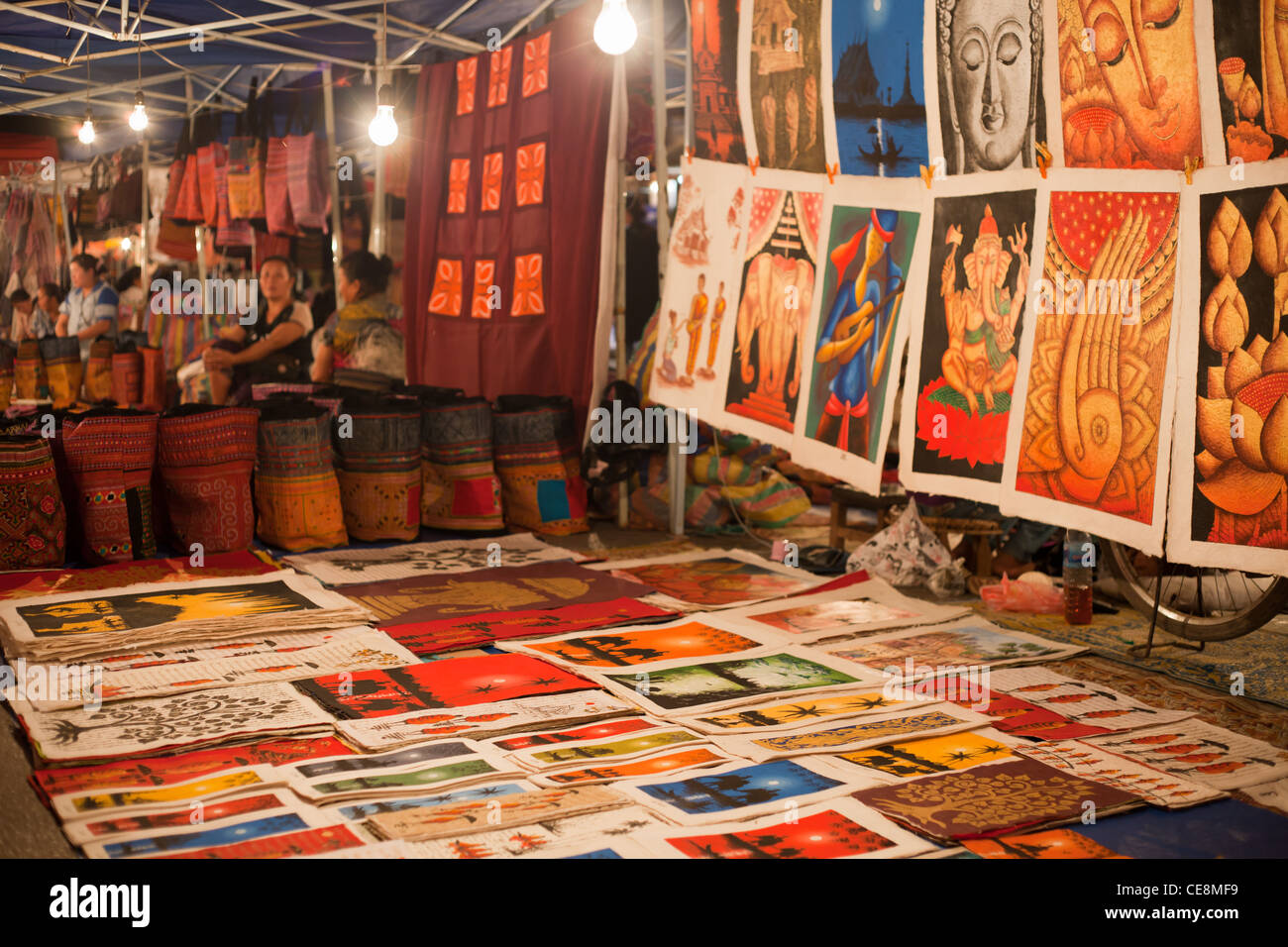 Etnica mercato notturno in Luang Prabang, Vientiane Foto Stock