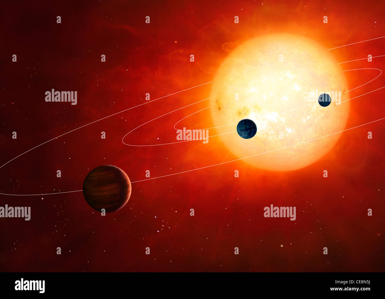 Artwork ipotetico sistema planetario intorno al sole-come star il sistema planetario include rocky pianeti gassosi in stretto orbite. Foto Stock