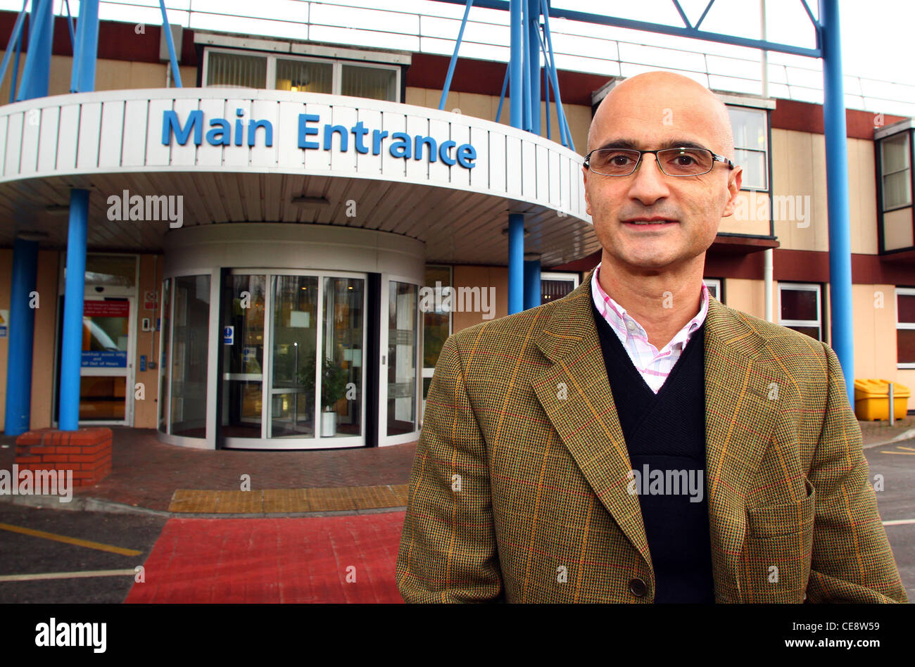 Signor Ali Parsa, CEO di cerchio nella sanità a Hinchingbrooke Hospital di Huntingdon, Cambridgeshire dopo la presa in consegna dell'ospedale. Foto Stock