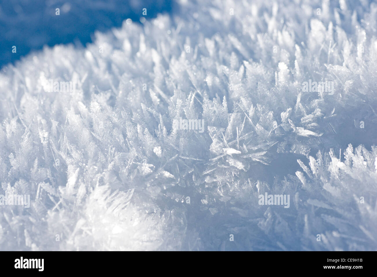 Bianco neve soffice in stretta fino Foto Stock