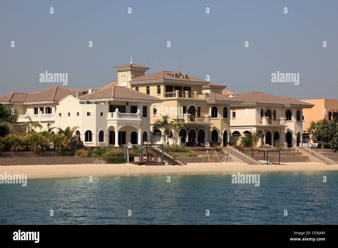 Ville sulla spiaggia al Palm Jumeirah a Dubai, Emirati Arabi Uniti Foto Stock