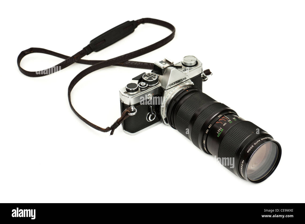 Vintage 35mm Olympus OM-2 film SLR Fotocamera con Vivitar obiettivo zoom Foto Stock