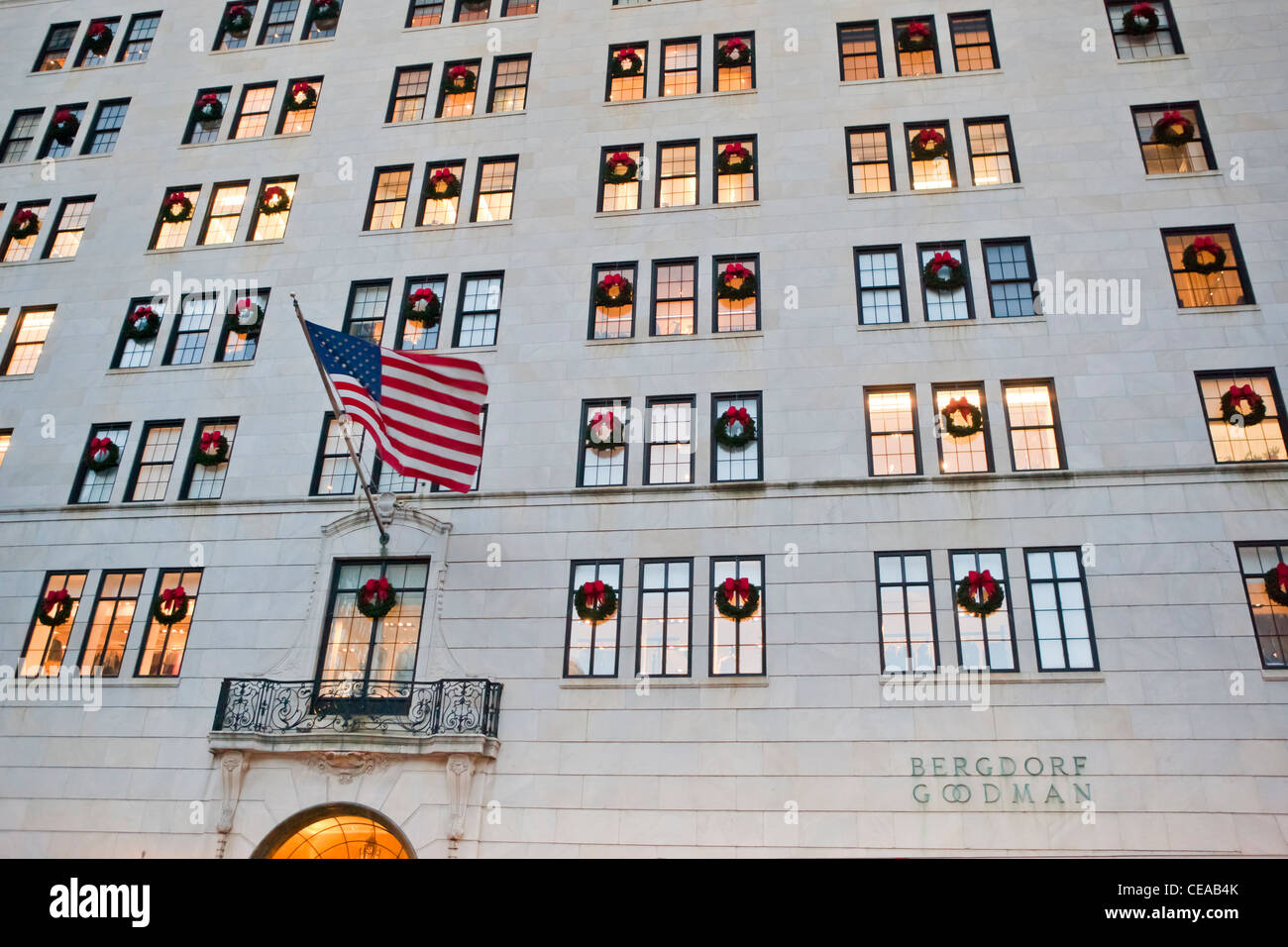 Bergdorf Goodman Store sulla Quinta Avenue decorate per le vacanze, New York New York Foto Stock