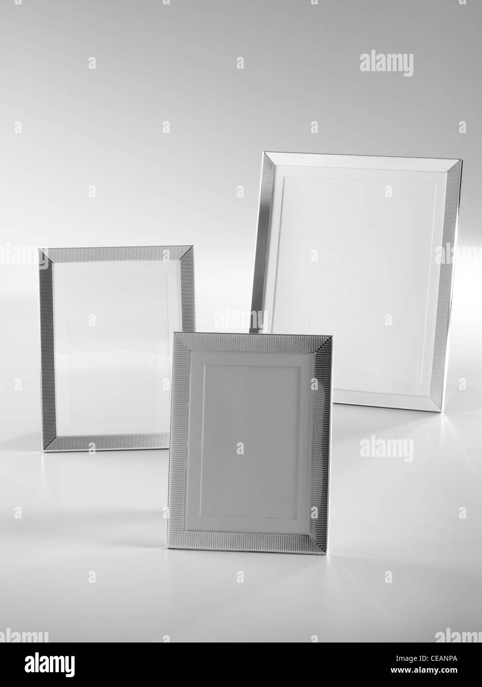 Ancora un colpo di vita di un trio di argento cornici fotografiche Foto Stock