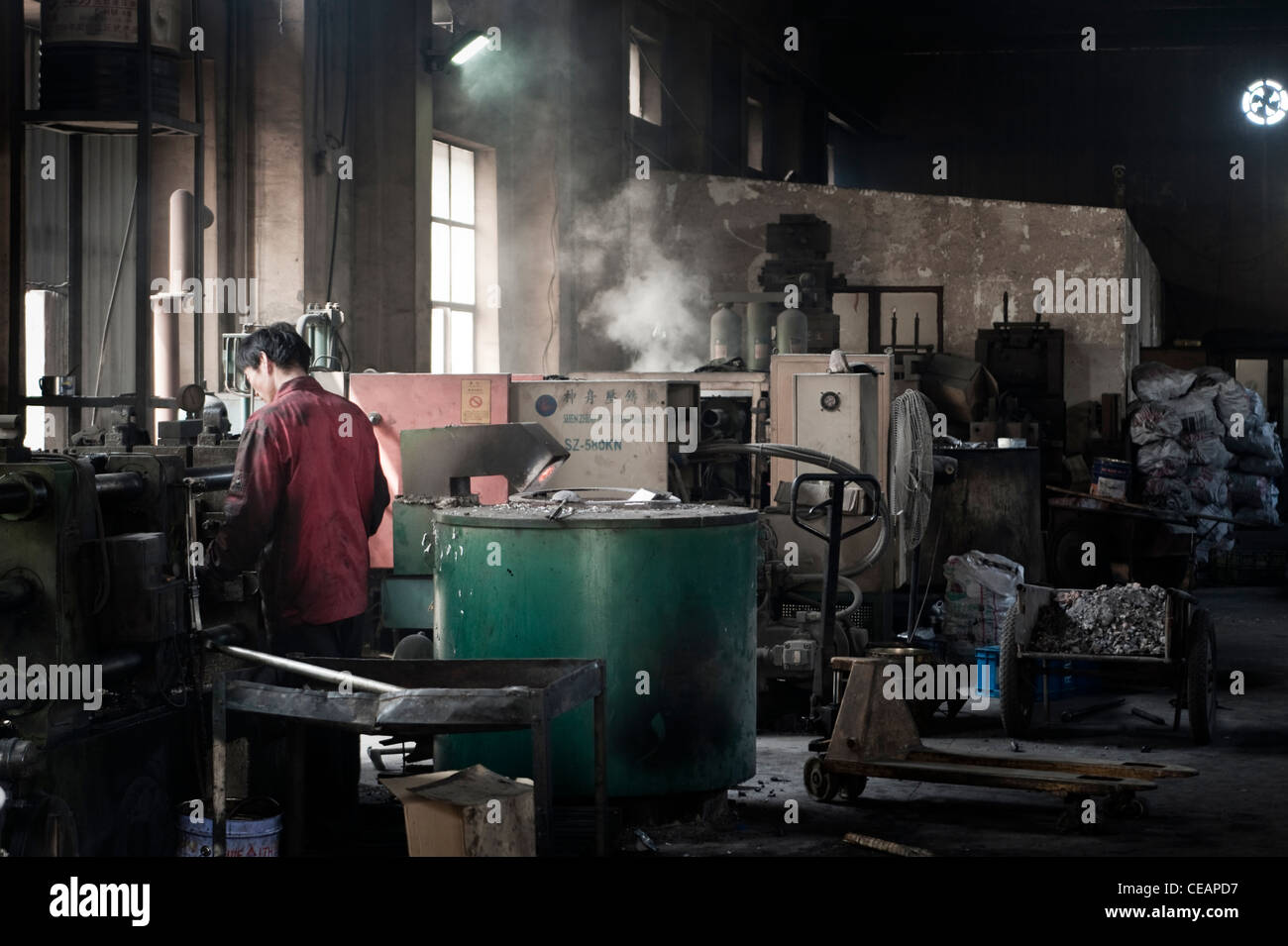 Fonderia di Alluminio, industria tecnologica, Hebei, provincia di Hebei, Cina, Asia. Foto Stock