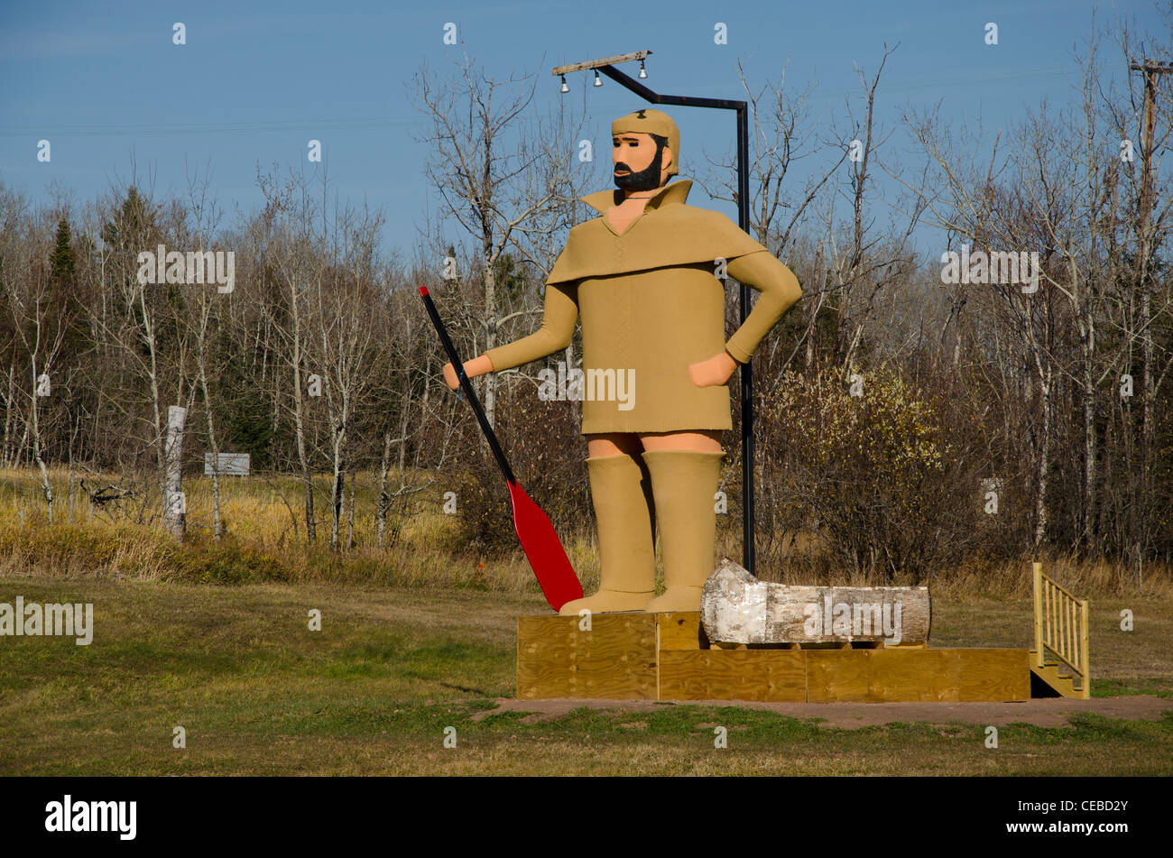 Statua di Pierre il Voyageur in due porti, Minnesota nella zona North Shore Foto Stock