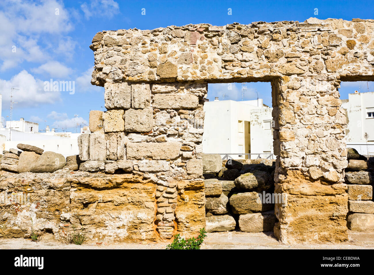 Rovine del I secolo A.C. Teatro Romano Cadiz Spagna. Cadice è una delle più antiche continuamente abitate città d'Europa. Foto Stock