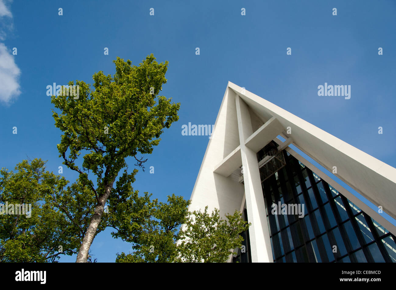Norvegia tromso. 'Gateway per l'artico' che si trova al di sopra del circolo polare artico. attrazione famosa cattedrale artica, anteriore esterno. Foto Stock
