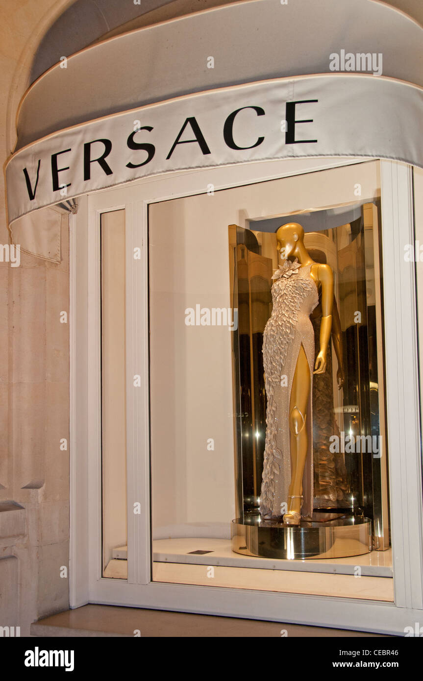 Versace Paris Avenue Montaigne alta moda designer couturier Francia Foto Stock