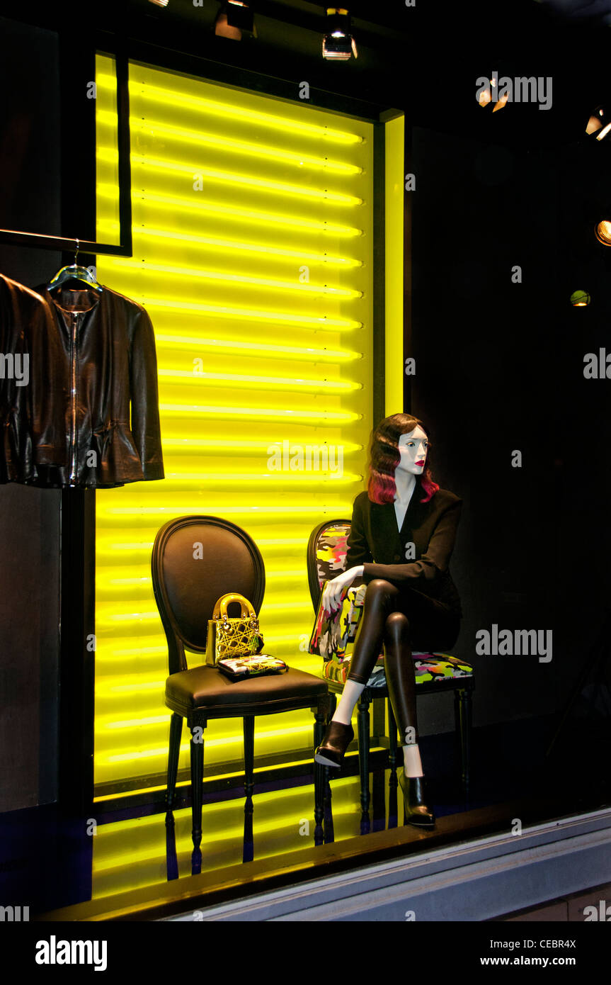 Dior Store Paris Avenue Montaigne alta moda designer couturier Francia Foto Stock