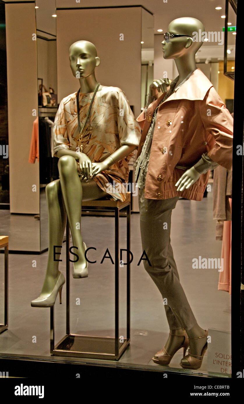 Escada Store Paris Avenue Montaigne alta moda designer couturier Francia Foto Stock