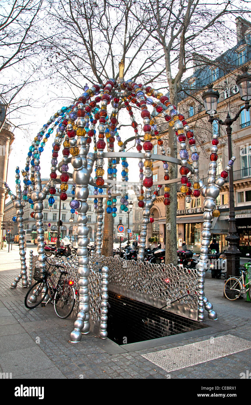 La metropolitana Palais Royal Museum Musée du Louvre Parigi Francia - Francese Foto Stock