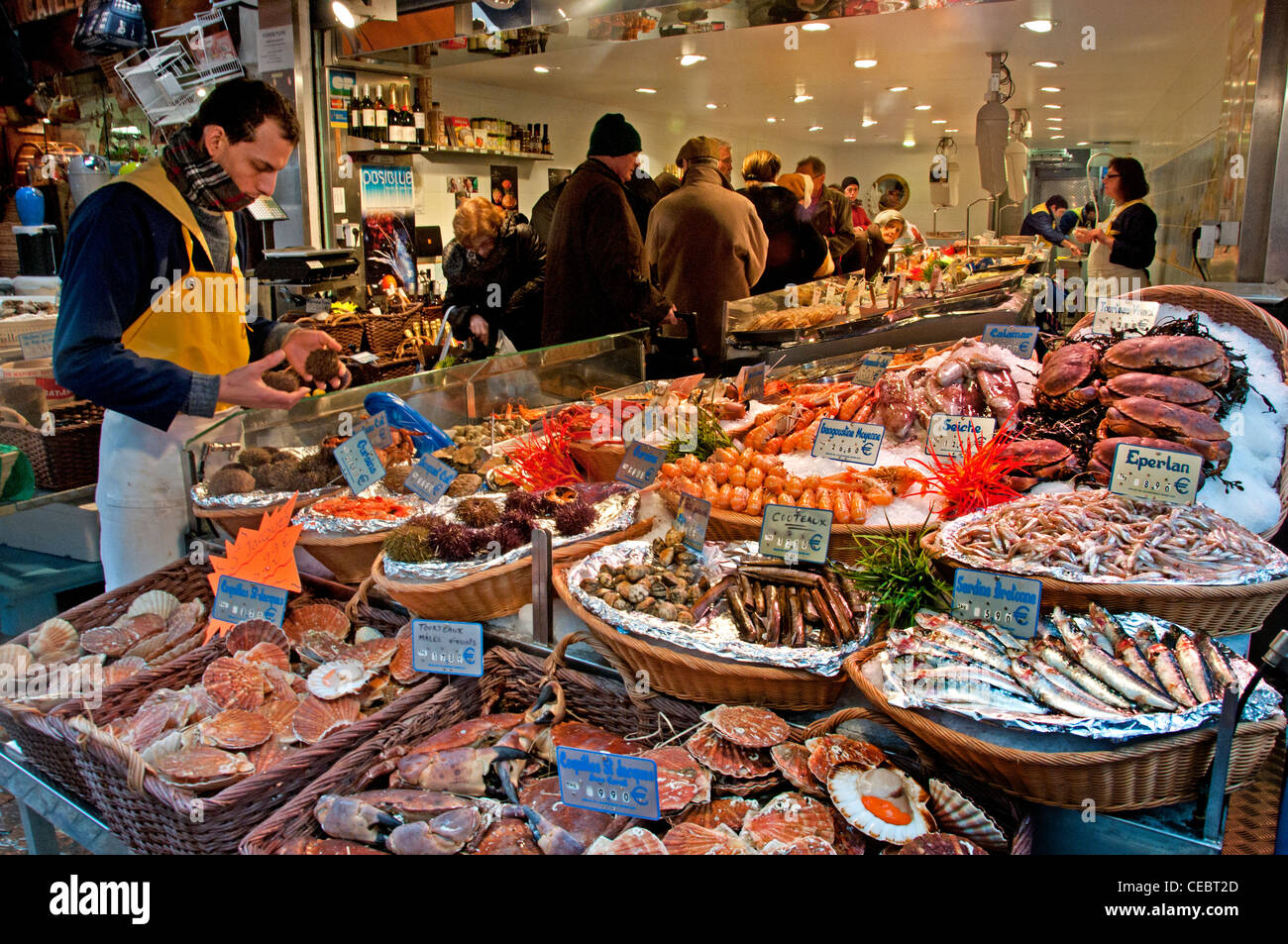 Poissonnerie Quoniam pescivendolo Rue Mouffetard Francia - Francese Parigi Foto Stock