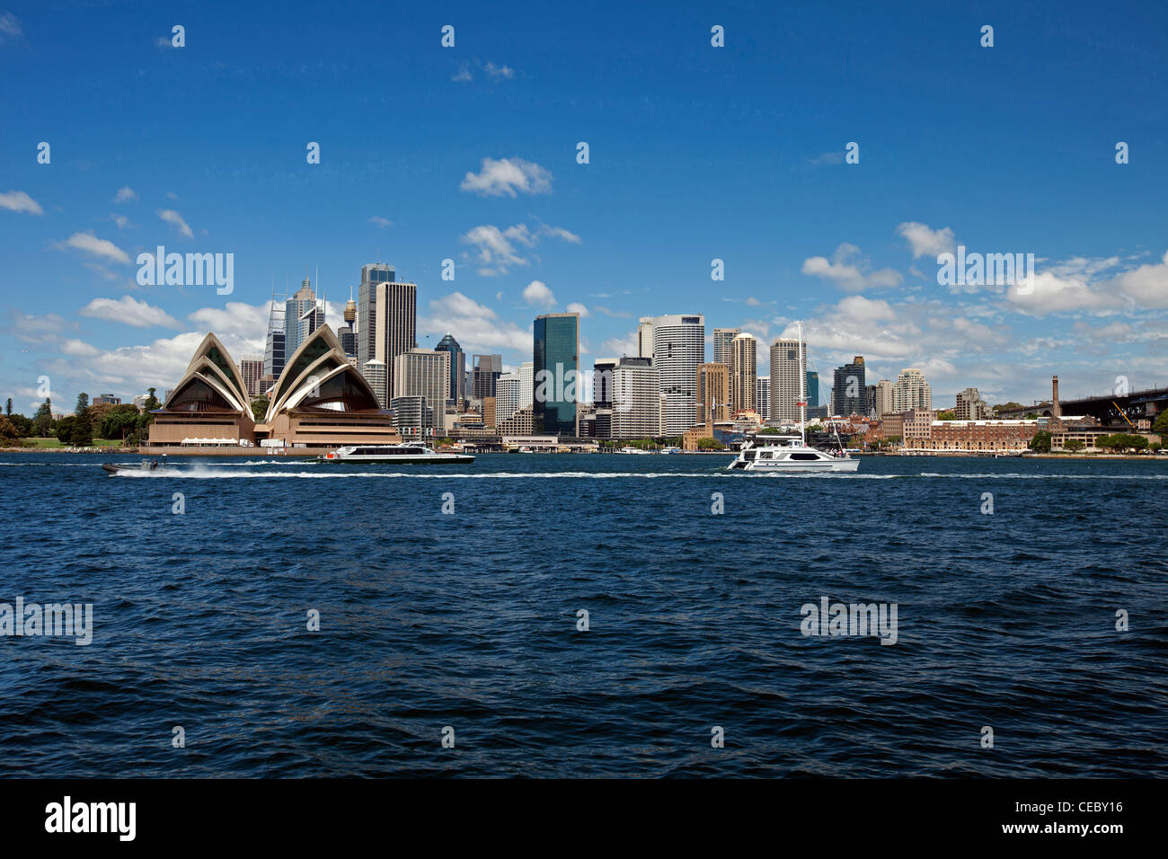 Skyline di Sydney del porto e del centro cittadino, Australia Foto Stock